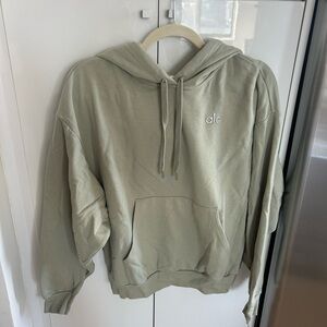 Alo yoga pullover sweatshirt
